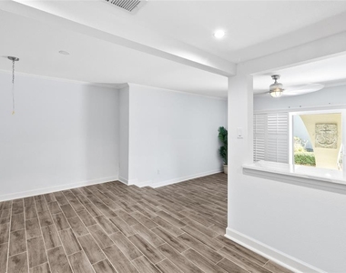 505 Plaza Seville Court - Photo Thumbnail 5