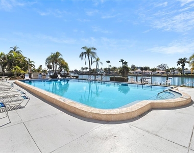 505 Plaza Seville Court - Photo Thumbnail 22