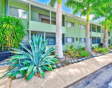 1329 Drew Street - Photo Thumbnail 9