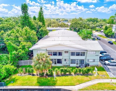 1329 Drew Street - Photo Thumbnail 3