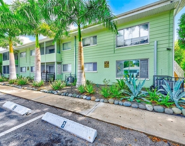 1329 Drew Street - Photo Thumbnail 11