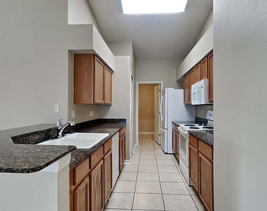 3131 Mapleshade Street - Photo Thumbnail 2