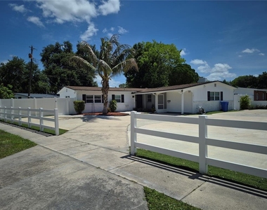 7709 W Hanna Avenue - Photo Thumbnail 25