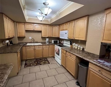 400 Island Way - Photo Thumbnail 14