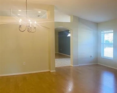 15534 Martinmeadow Drive - Photo Thumbnail 6