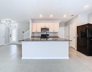 32670 Ansley Bloom Lane - Photo Thumbnail 9