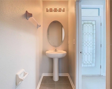 32670 Ansley Bloom Lane - Photo Thumbnail 14