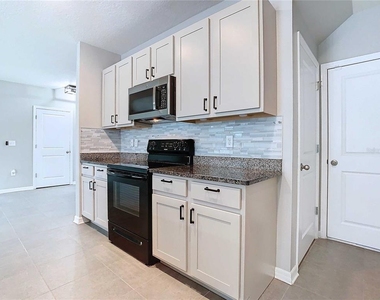 32670 Ansley Bloom Lane - Photo Thumbnail 7