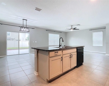 32670 Ansley Bloom Lane - Photo Thumbnail 10