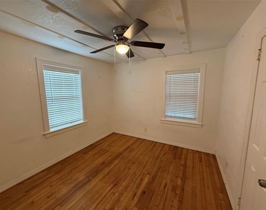 5521 5th Avenue N - Photo Thumbnail 2