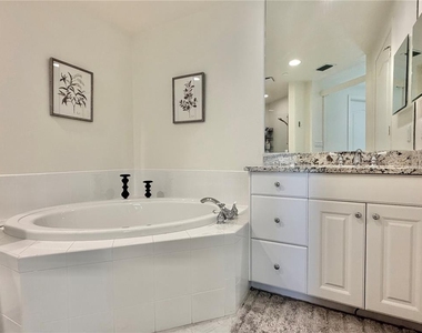 1200 Gulf Boulevard - Photo Thumbnail 30