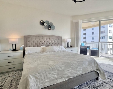 1200 Gulf Boulevard - Photo Thumbnail 25