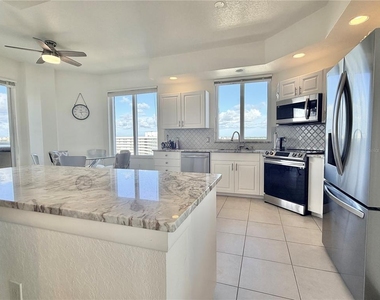 1200 Gulf Boulevard - Photo Thumbnail 10
