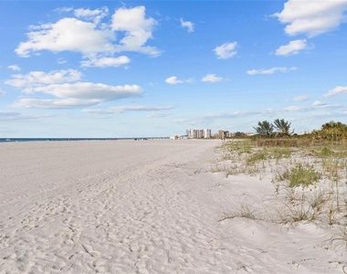 1200 Gulf Boulevard - Photo Thumbnail 41