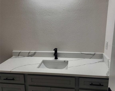 5413 Deltona Boulevard - Photo Thumbnail 7