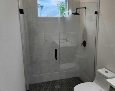 5413 Deltona Boulevard - Photo Thumbnail 8