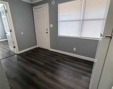 4619 13th Avenue S - Photo Thumbnail 3