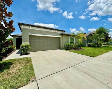7025 King Creek Drive - Photo Thumbnail 1