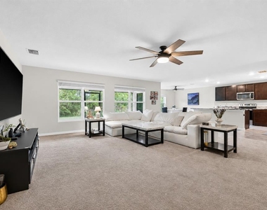 5442 Diantha Way - Photo Thumbnail 2