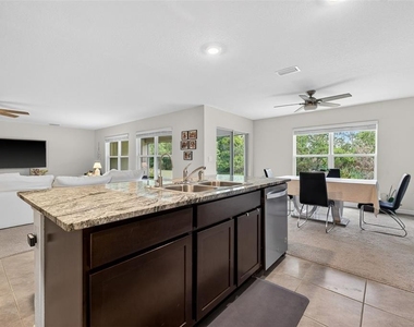 5442 Diantha Way - Photo Thumbnail 6