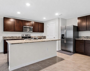 5442 Diantha Way - Photo Thumbnail 5