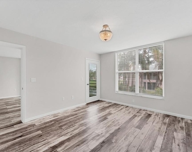 4530 Pinebrook Circle - Photo Thumbnail 20