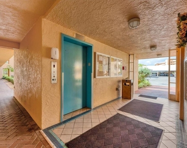 4530 Pinebrook Circle - Photo Thumbnail 5