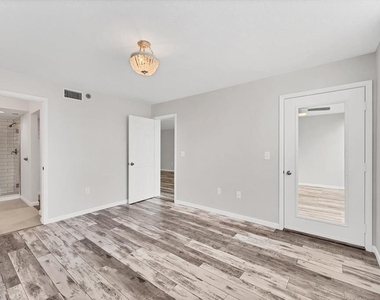 4530 Pinebrook Circle - Photo Thumbnail 21