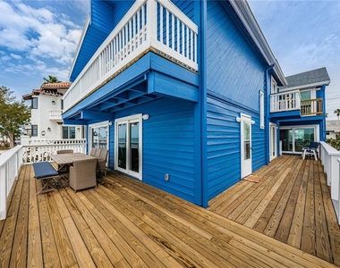 8432 W Gulf Boulevard - Photo Thumbnail 40