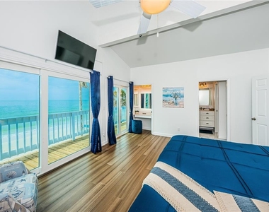 8432 W Gulf Boulevard - Photo Thumbnail 20