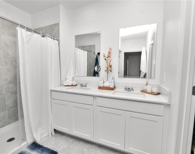 1740 White Water Court - Photo Thumbnail 8