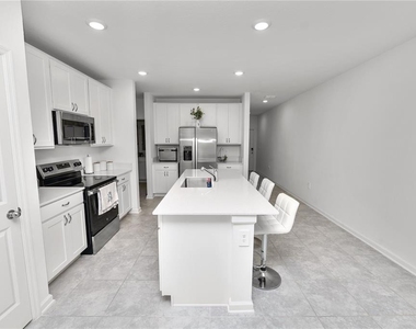 1740 White Water Court - Photo Thumbnail 3
