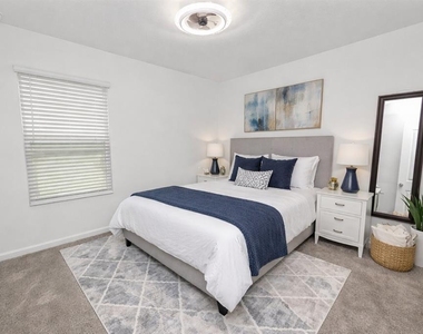 1740 White Water Court - Photo Thumbnail 10
