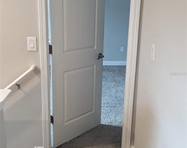 1384 White Fox Run - Photo Thumbnail 31