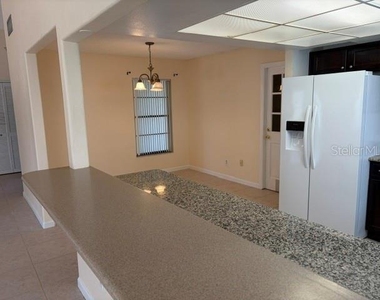 1922 Dockside Drive - Photo Thumbnail 2