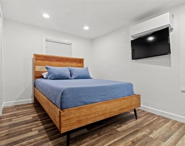 609 N Osceola Avenue - Photo Thumbnail 9