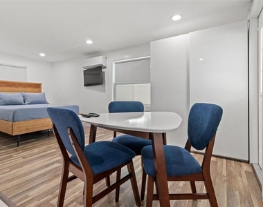 609 N Osceola Avenue - Photo Thumbnail 6