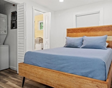 609 N Osceola Avenue - Photo Thumbnail 8