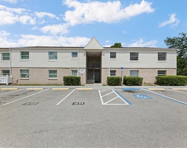 7210 N Manhattan Avenue - Photo Thumbnail 1