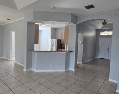 1305 Lakehurst Way - Photo Thumbnail 24