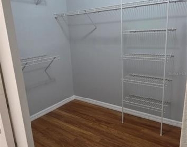 1305 Lakehurst Way - Photo Thumbnail 13