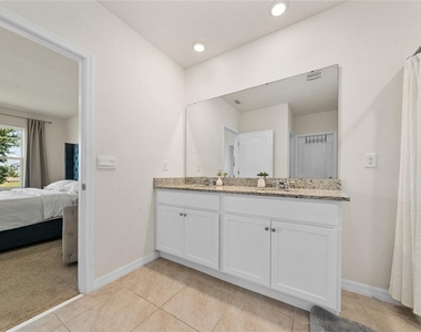 687 Griffon Avenue - Photo Thumbnail 1