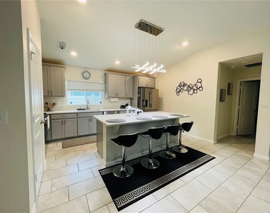 2818 Sanctuary Drive - Photo Thumbnail 6