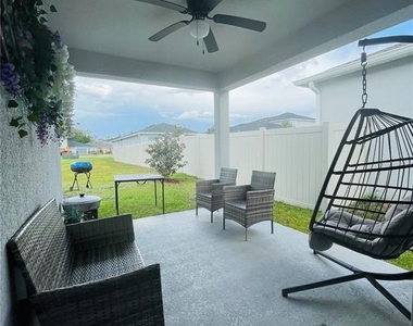 2818 Sanctuary Drive - Photo Thumbnail 5