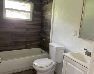 1701 36th Street Nw - Photo Thumbnail 18