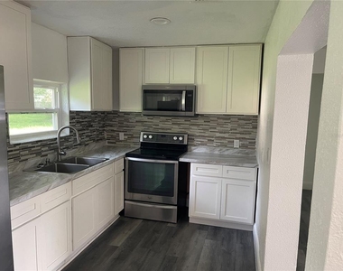 1701 36th Street Nw - Photo Thumbnail 23