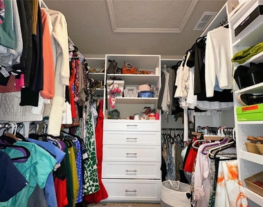 10126 Salt Point Drive - Photo Thumbnail 16