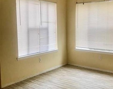 2217 Grand Cayman Court - Photo Thumbnail 2
