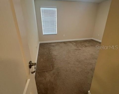 7329 Auburnwood Lane - Photo Thumbnail 16