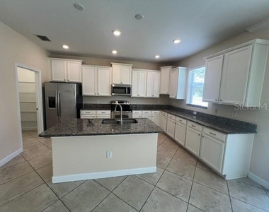 7329 Auburnwood Lane - Photo Thumbnail 4